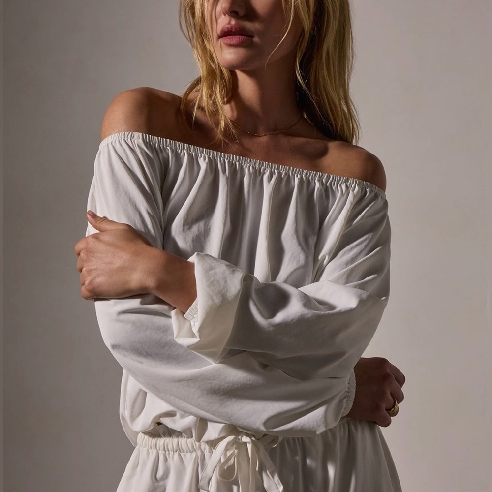 JAMES PERSE Lightweight Matte Sateen Blouse - White (Sz 1/S)